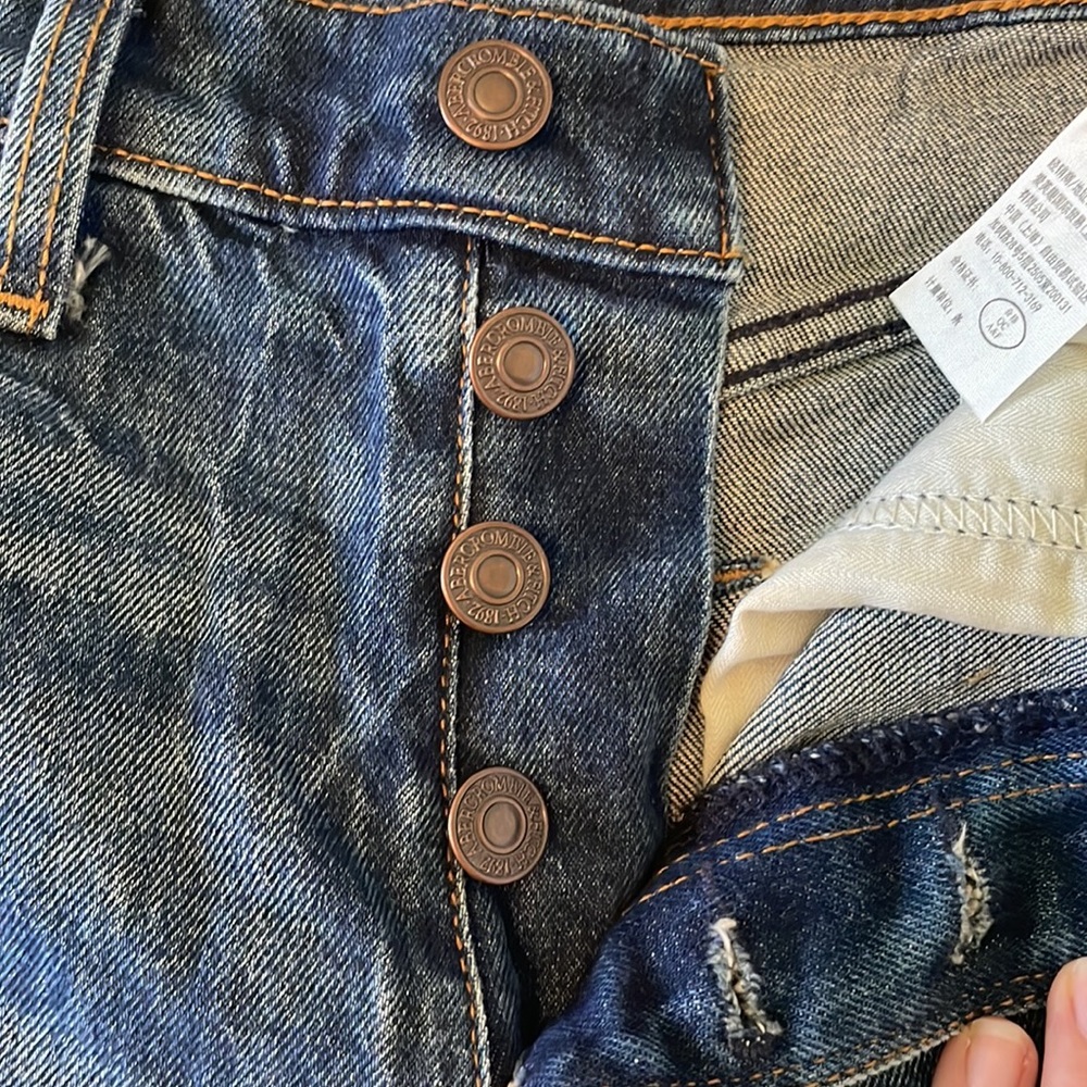 A&F High Rise Mom Shorts - Picture 3 of 6